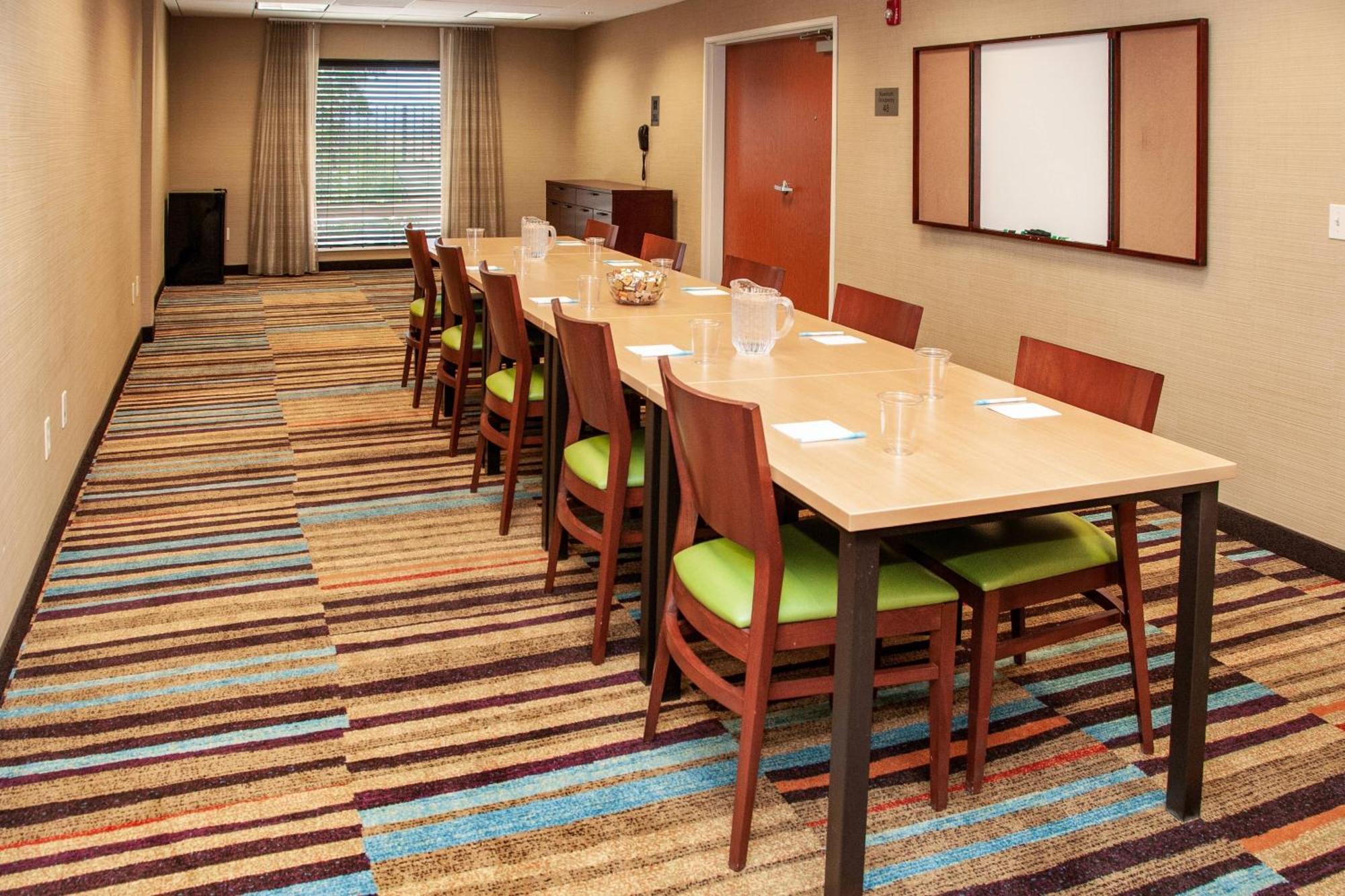 Fairfield Inn And Suites By Marriott Colorado Springs North Air Force Academy Gleneagle Buitenkant foto